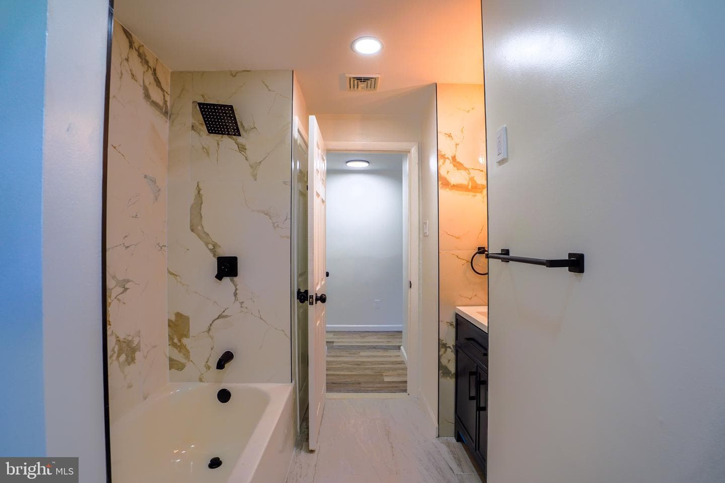 116 Hunter Road photo 33