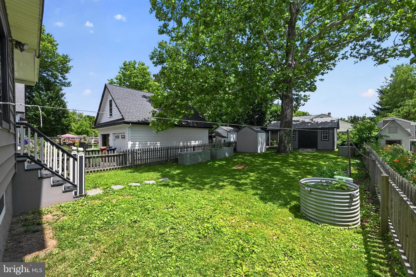417 Summit Avenue photo 25