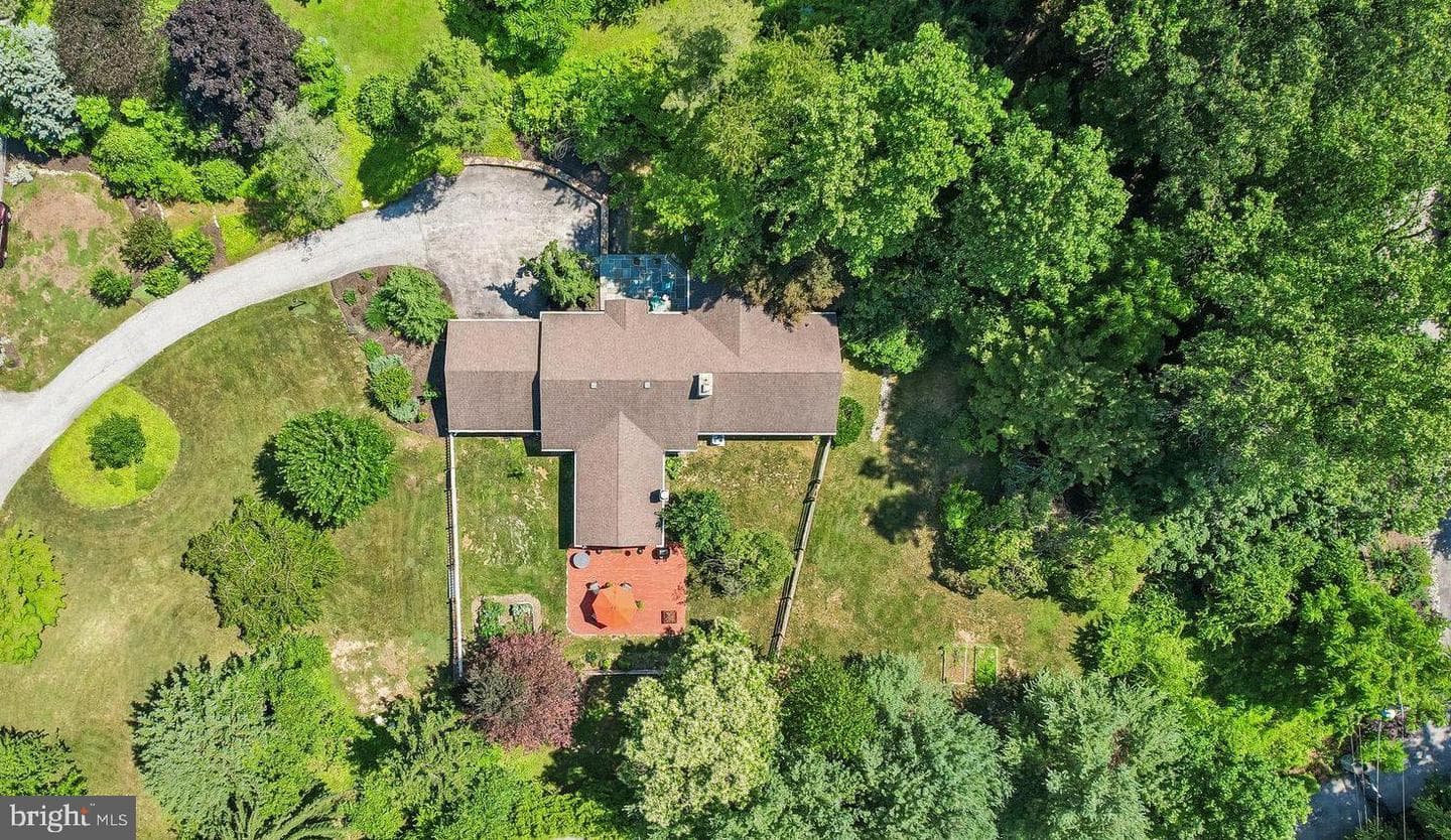 445 General Washington Road photo 3