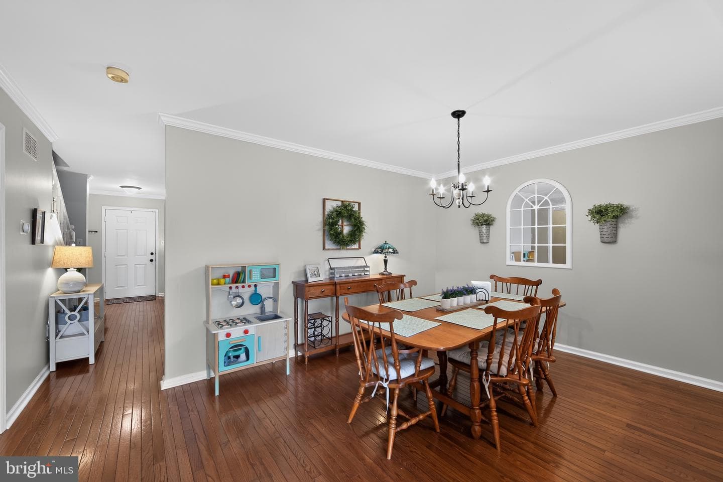 9 Linden Court photo 12