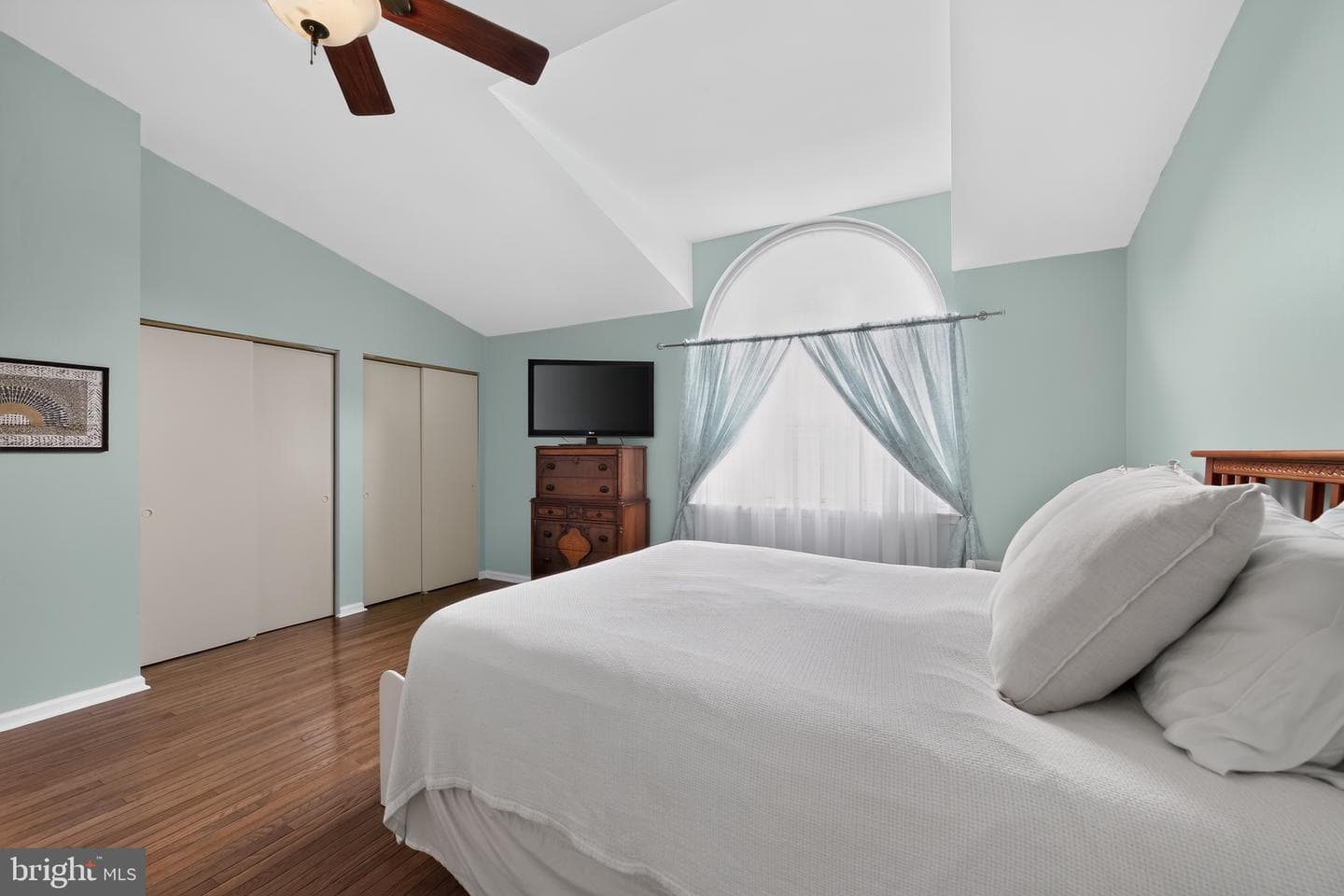 9 Linden Court photo 17