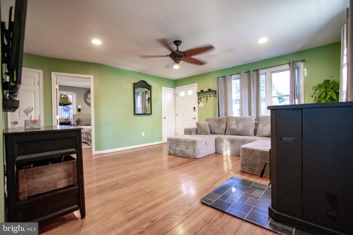 667 Beechwood Avenue photo 5