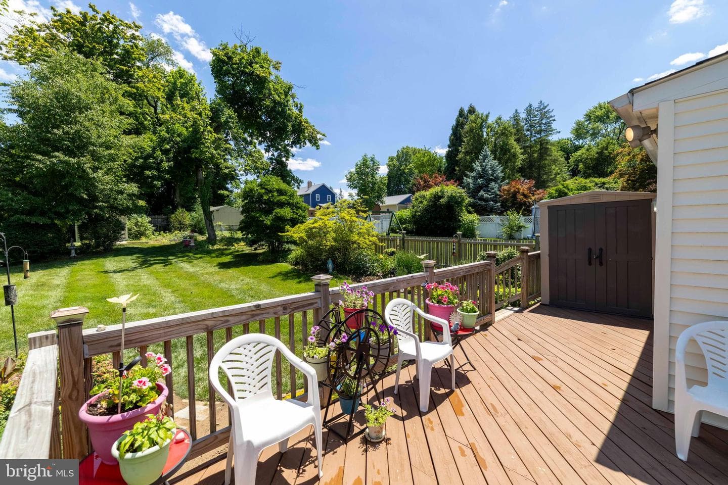 1637 Crestview Avenue photo 4