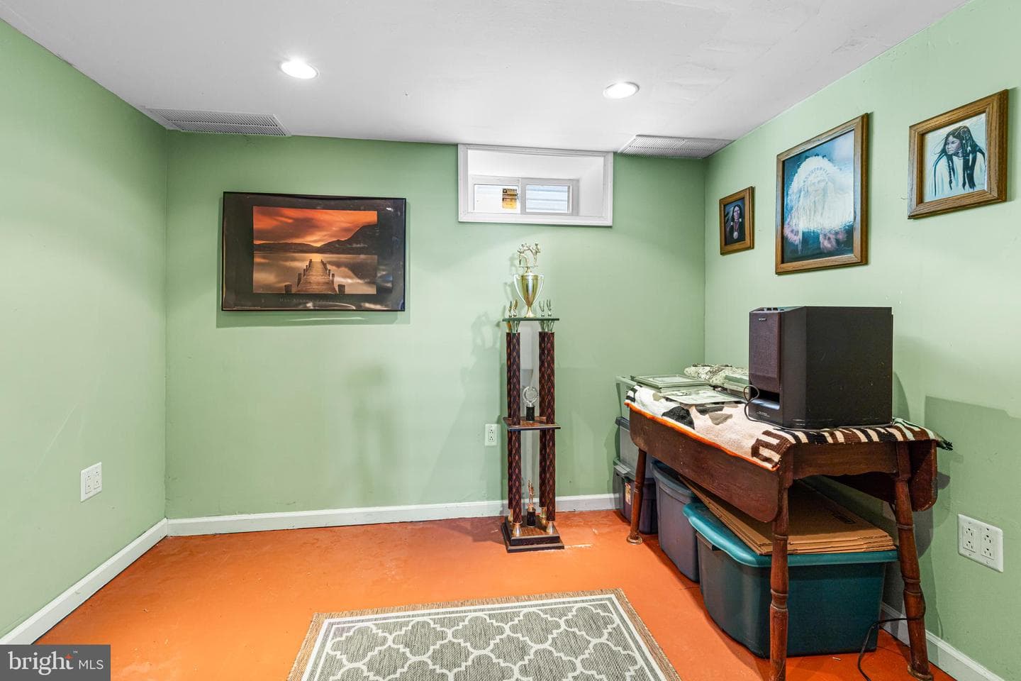 1637 Crestview Avenue photo 46