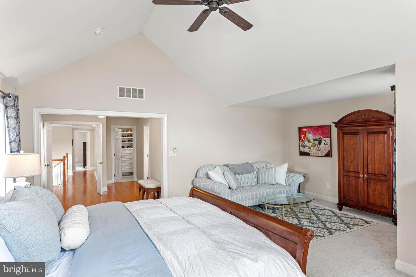 124 Carriage Court photo 18