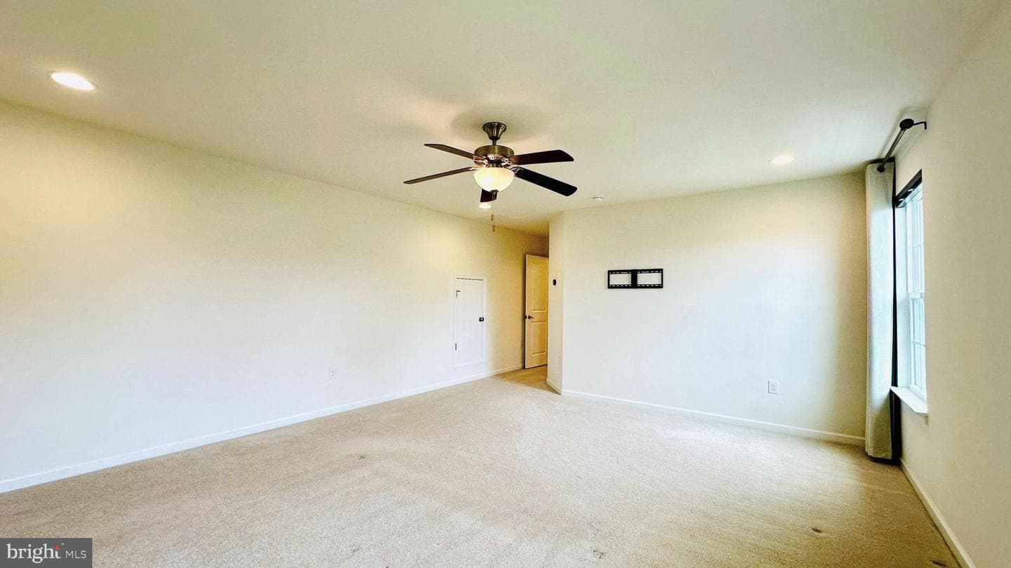 1715 Hedgewood Road photo 34