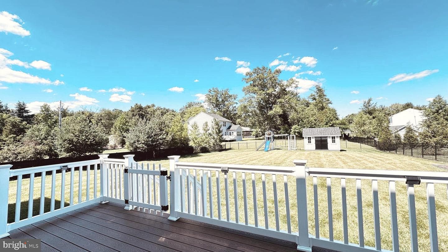1715 Hedgewood Road photo 50