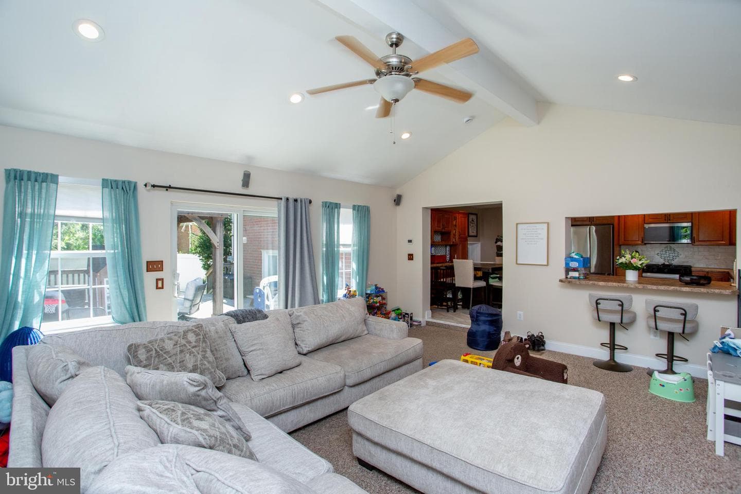 277 Edwards Drive photo 15