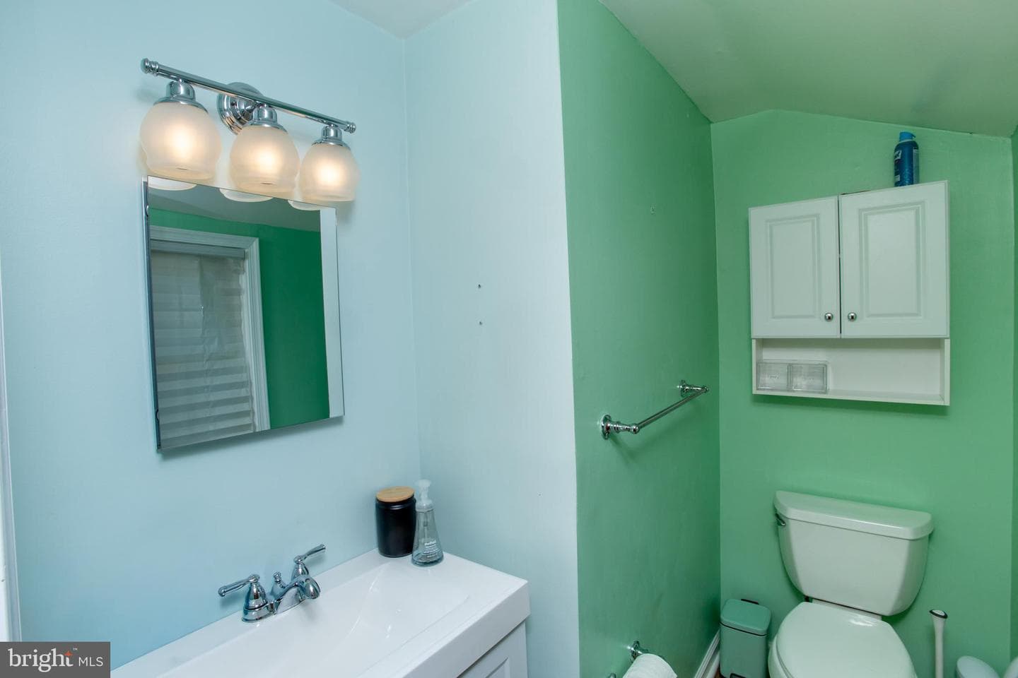 277 Edwards Drive photo 22