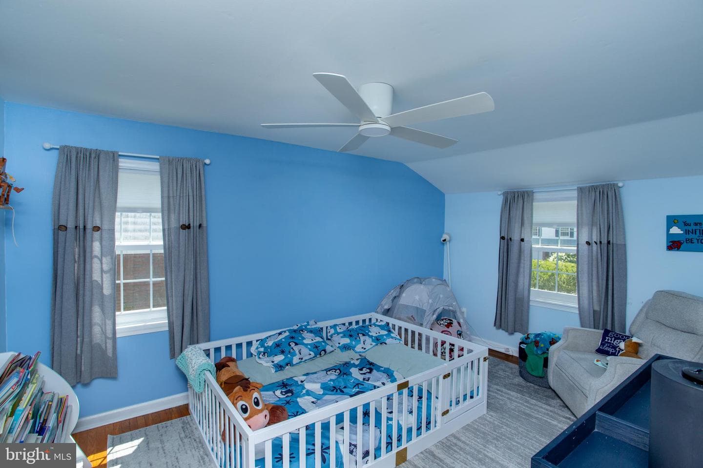 277 Edwards Drive photo 23