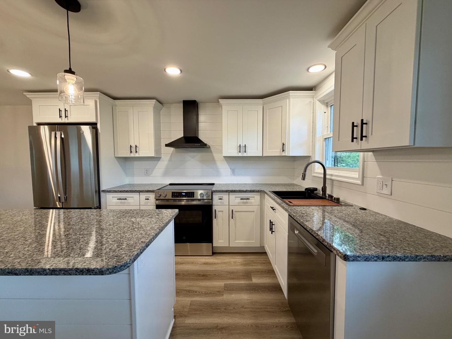 1238 Kauffman Road photo 4