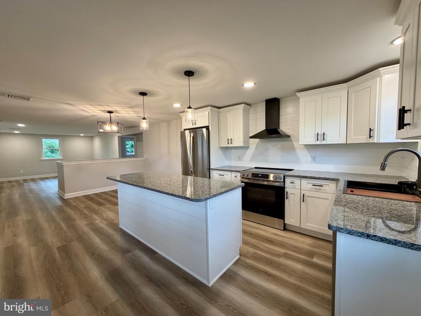 1238 Kauffman Road photo 6