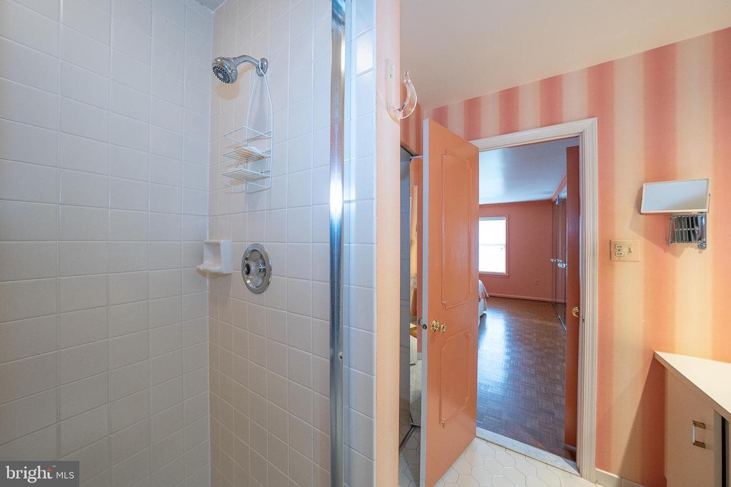 210 Glen Lane photo 28