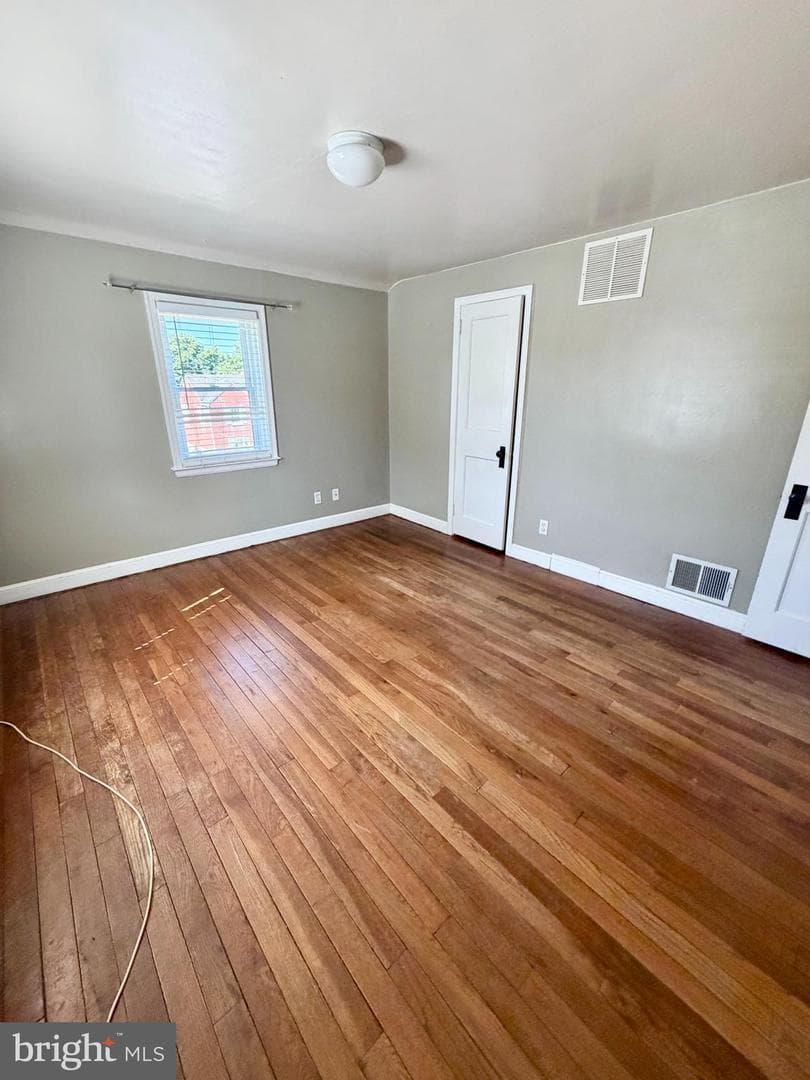 1421 Cherry Lane photo 14