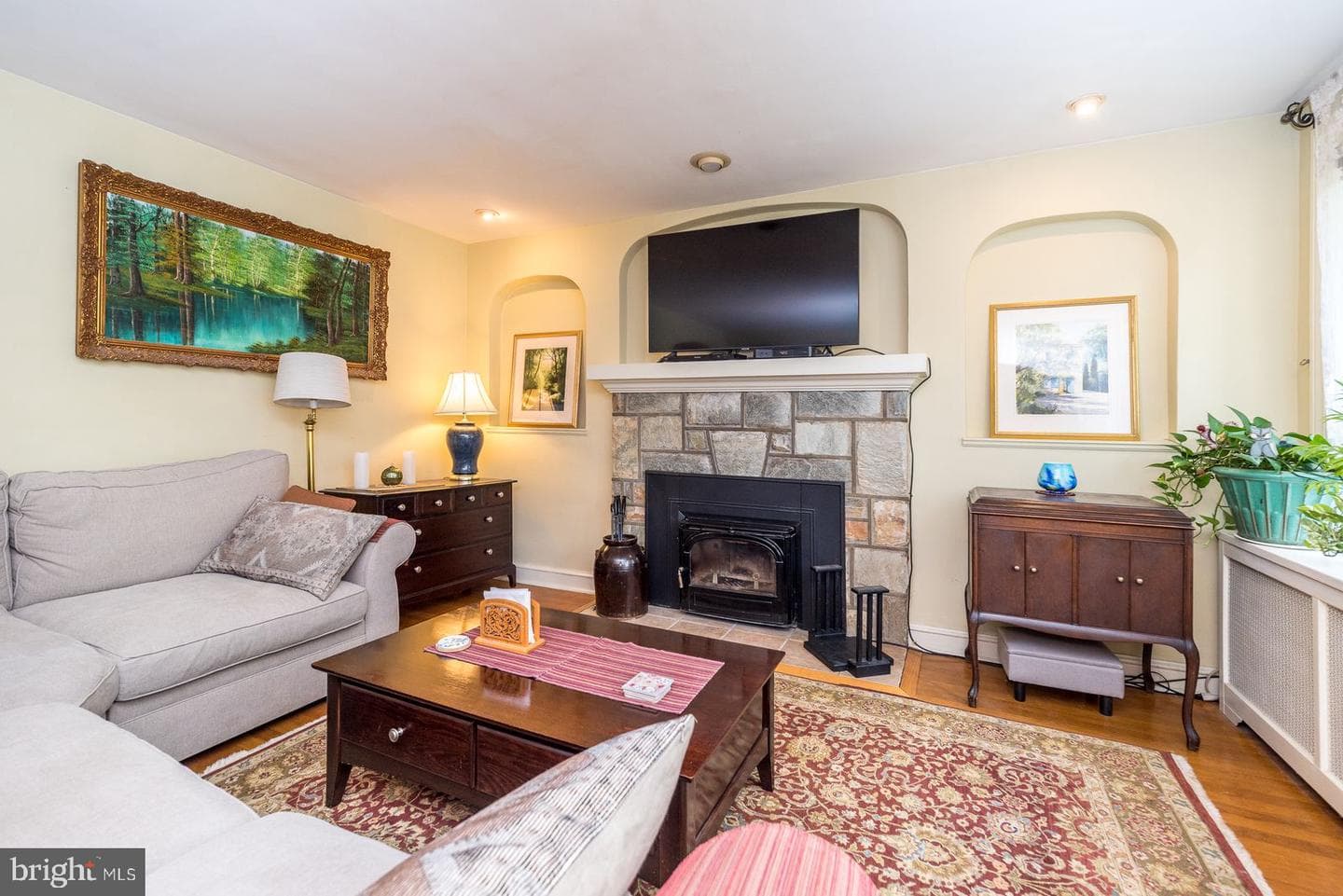 534 Pinney Road photo 5