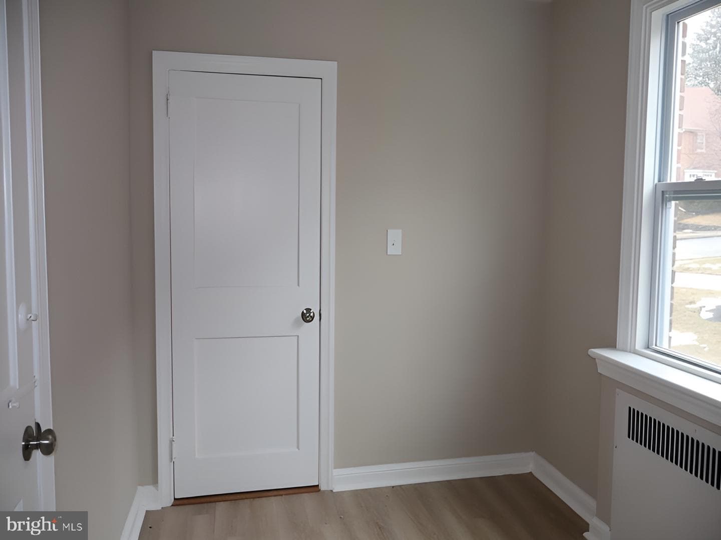 1516 Surrey Lane photo 17