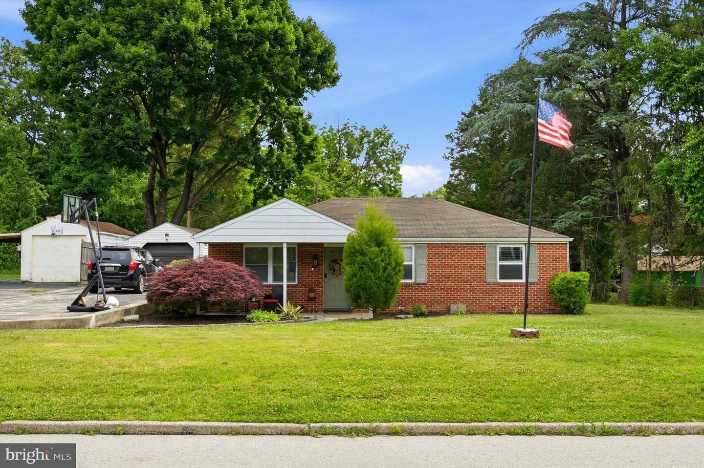837 Woodbrook Lane