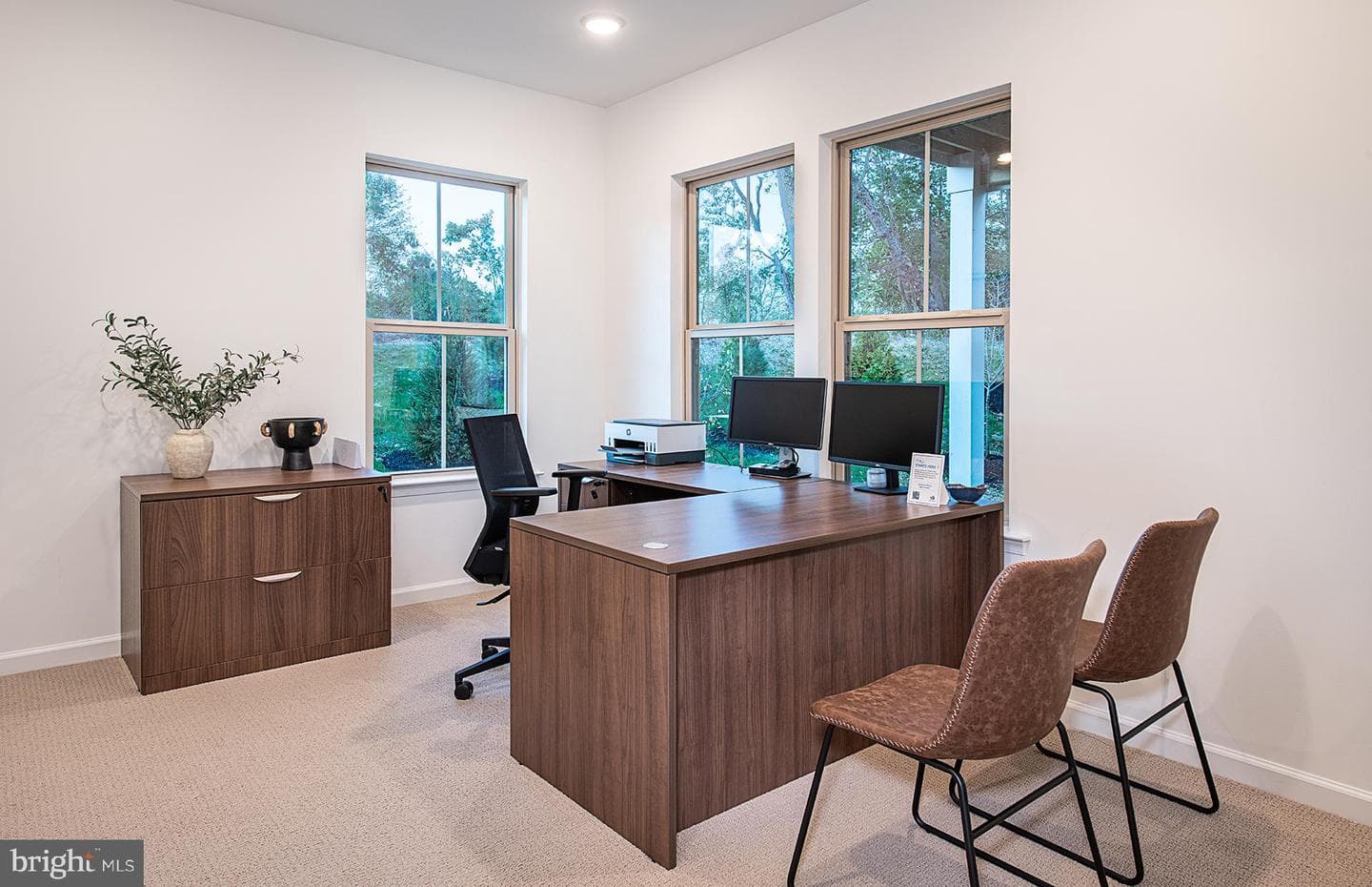 120 Beacon Court photo 18