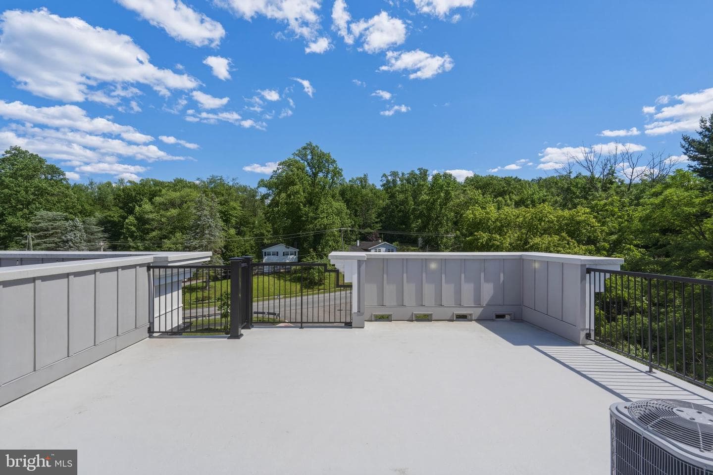 2001 Hyview Terrace photo 45
