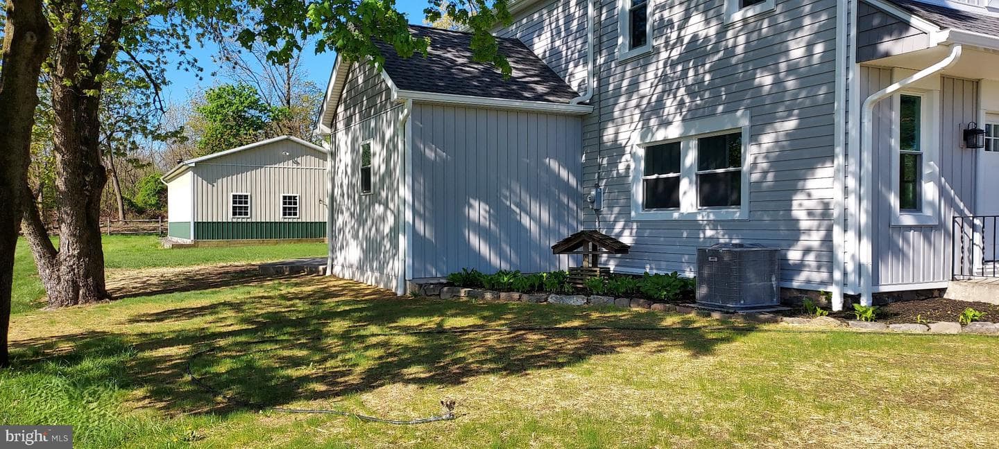 128 Maugers Mill Road photo 39