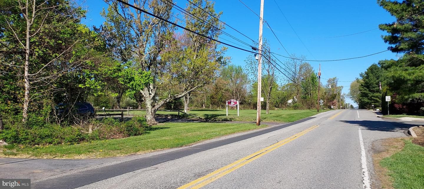 128 Maugers Mill Road photo 43