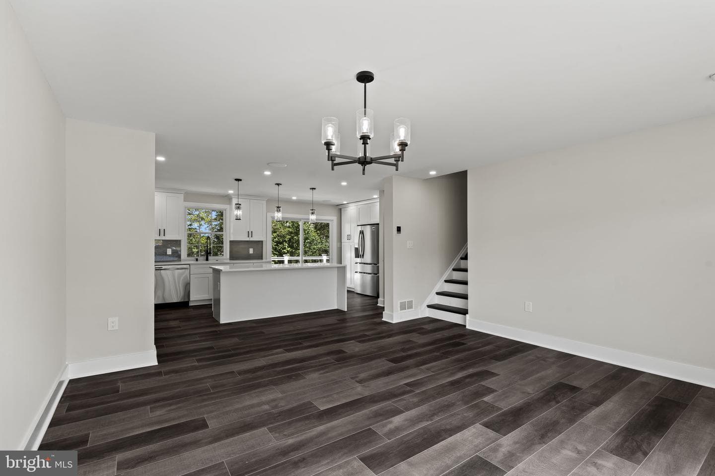 204 Cambridge Road photo 11