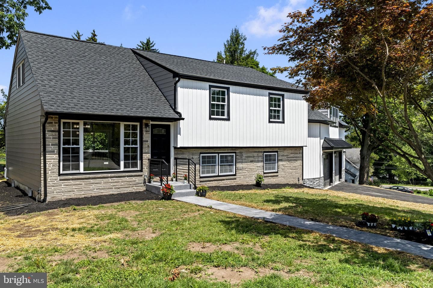 204 Cambridge Road photo 50