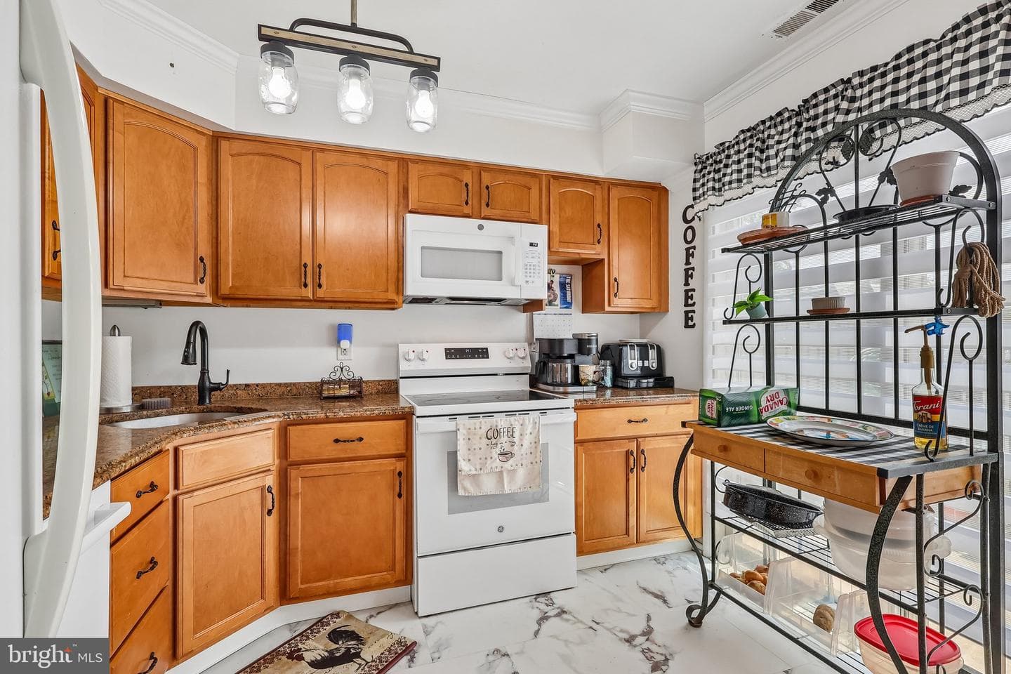 550 York Road N #13-B photo 14