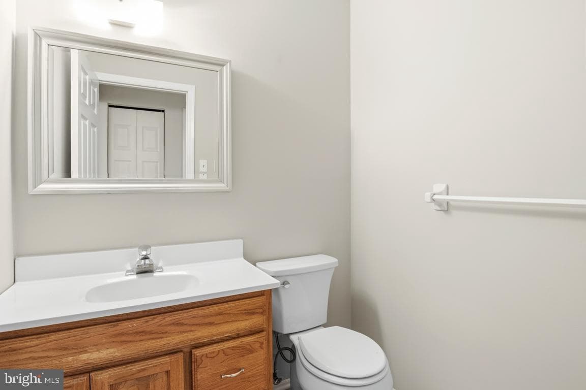 307 Franklin Court photo 10