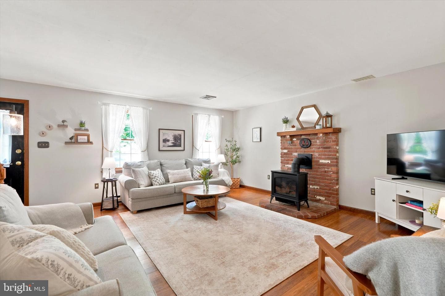 1125 Payne Road photo 10