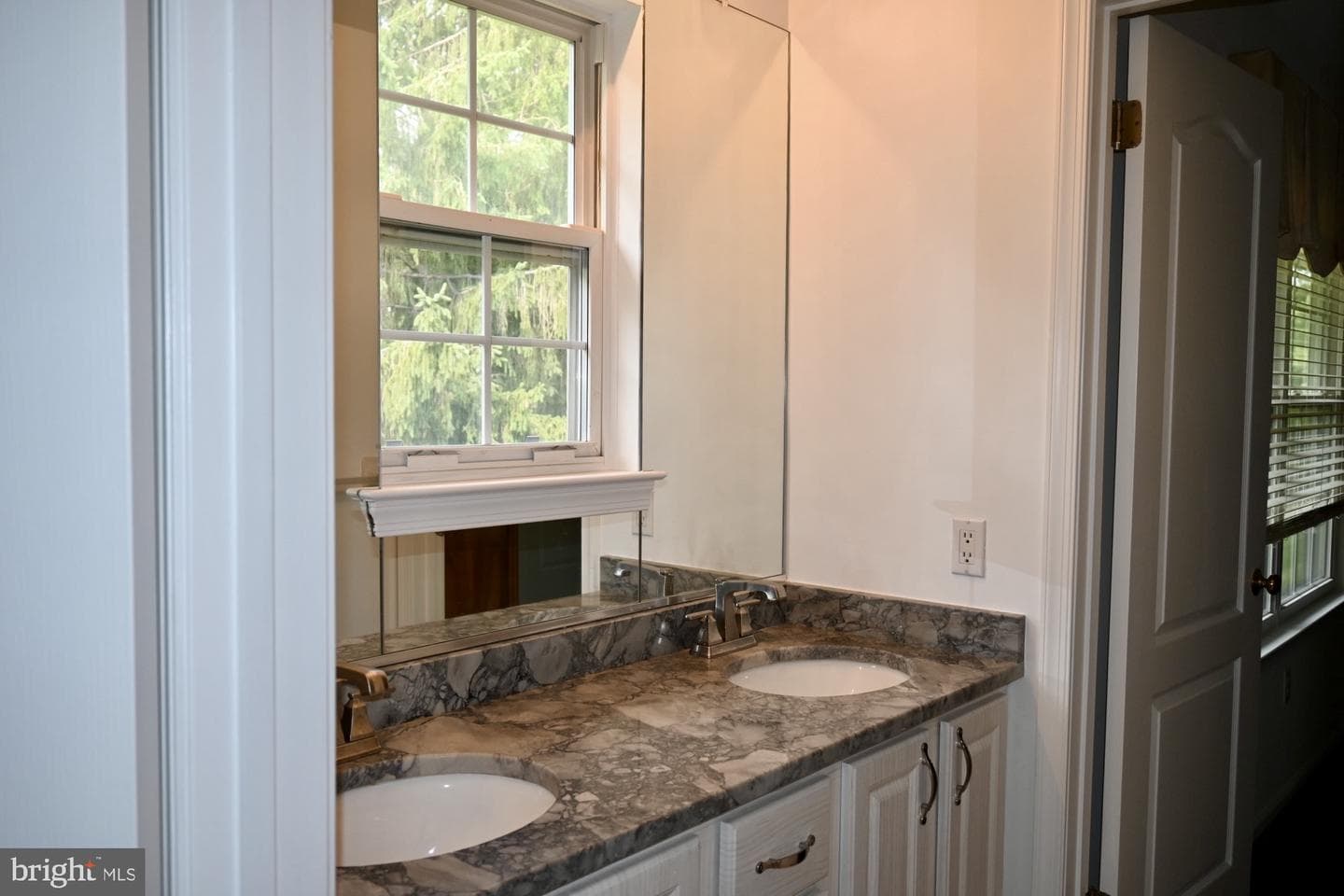 7201 Union Court photo 12