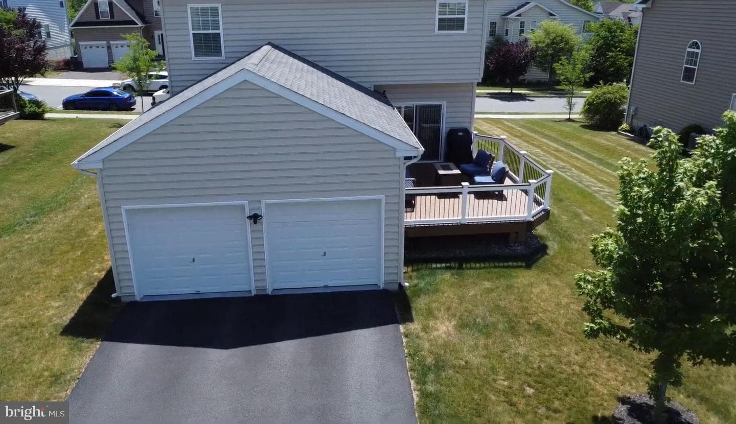 2114 Larkspur Court photo 4