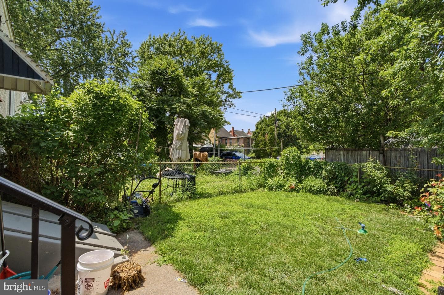 171 N York Street photo 18