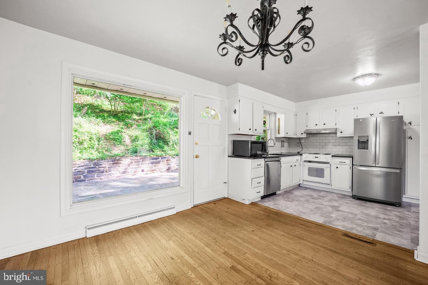 156 Gypsy Lane photo 34