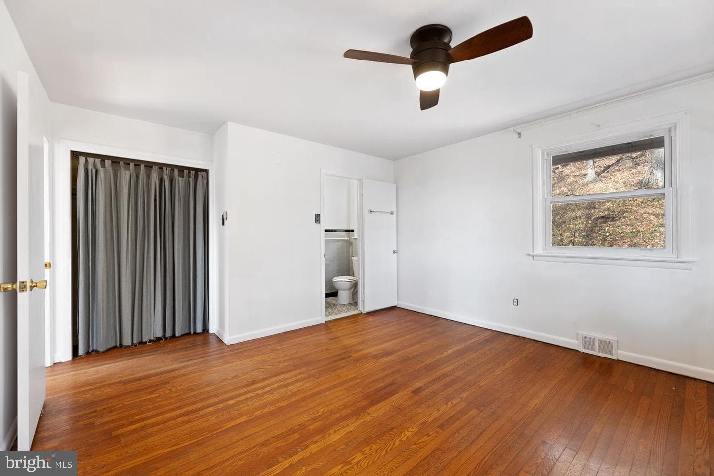 156 Gypsy Lane photo 49