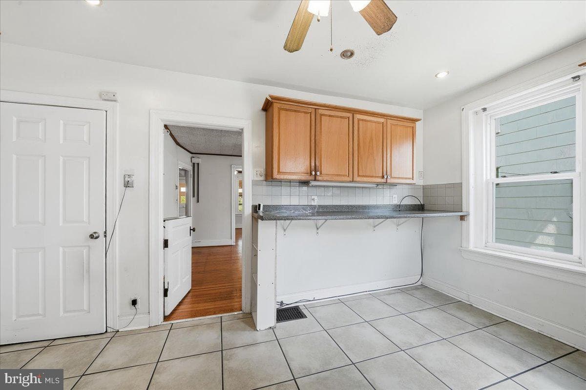 16 W Spring Avenue photo 17