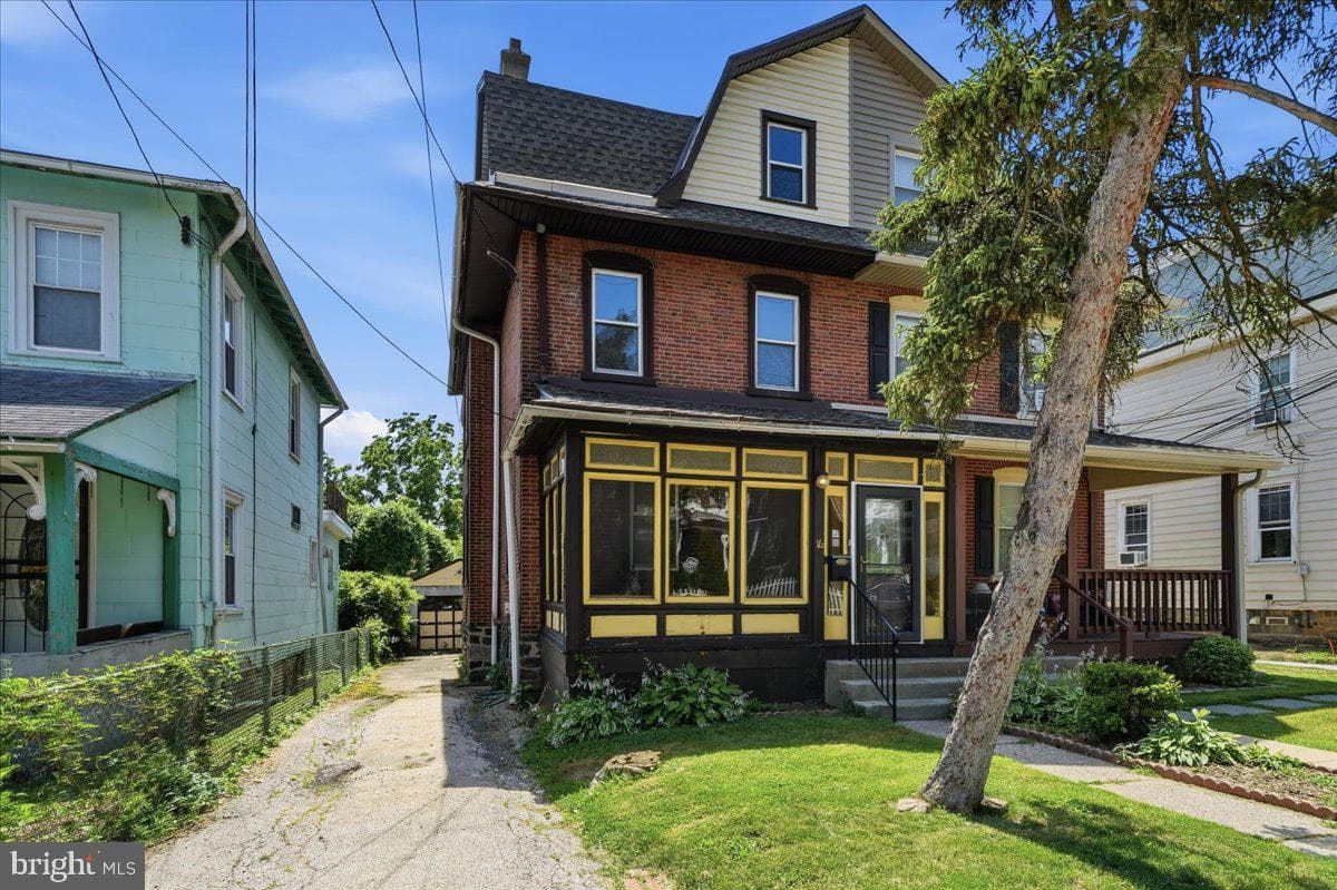 16 W Spring Avenue, Ardmore