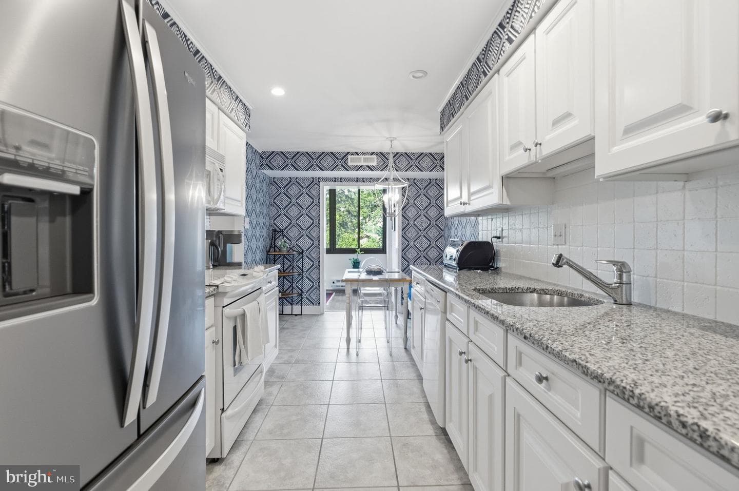930 W Montgomery Avenue #304 photo 18
