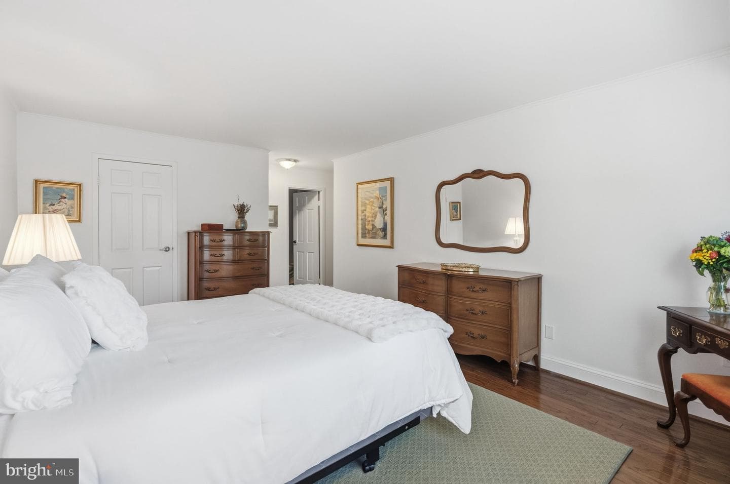 930 W Montgomery Avenue #304 photo 25