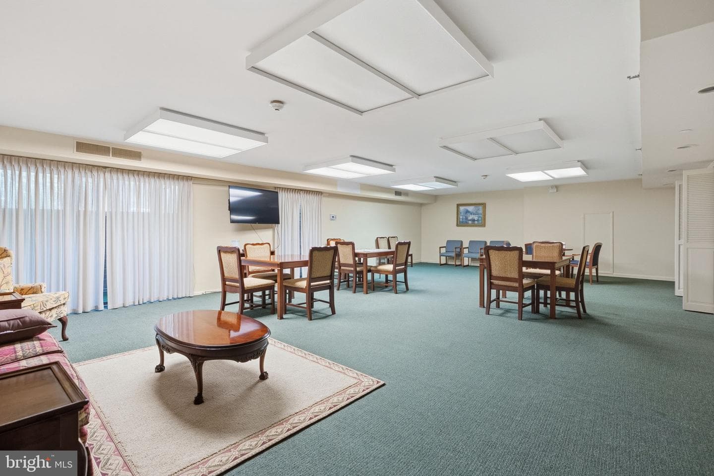 930 W Montgomery Avenue #304 photo 30