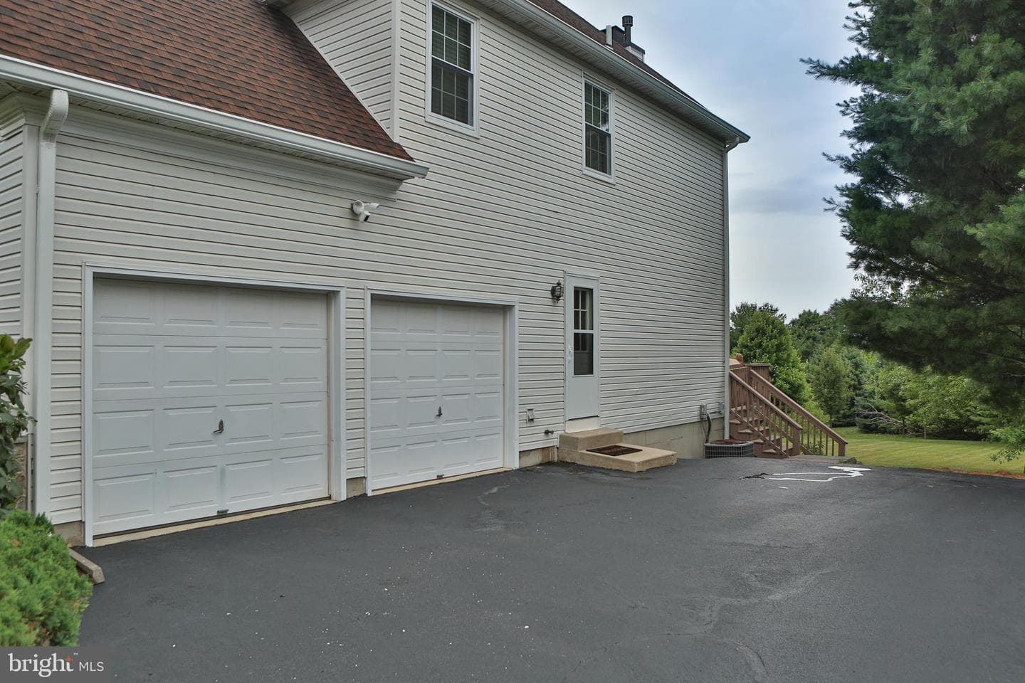 624 Westbourne Road photo 42