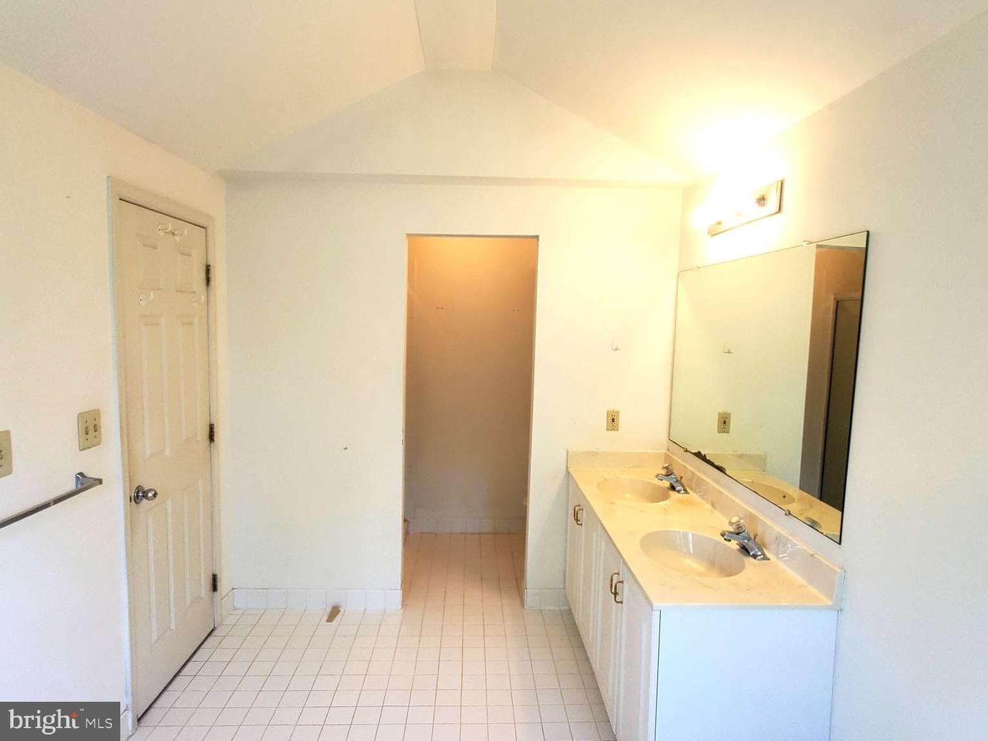 627 Fawn Circle photo 15