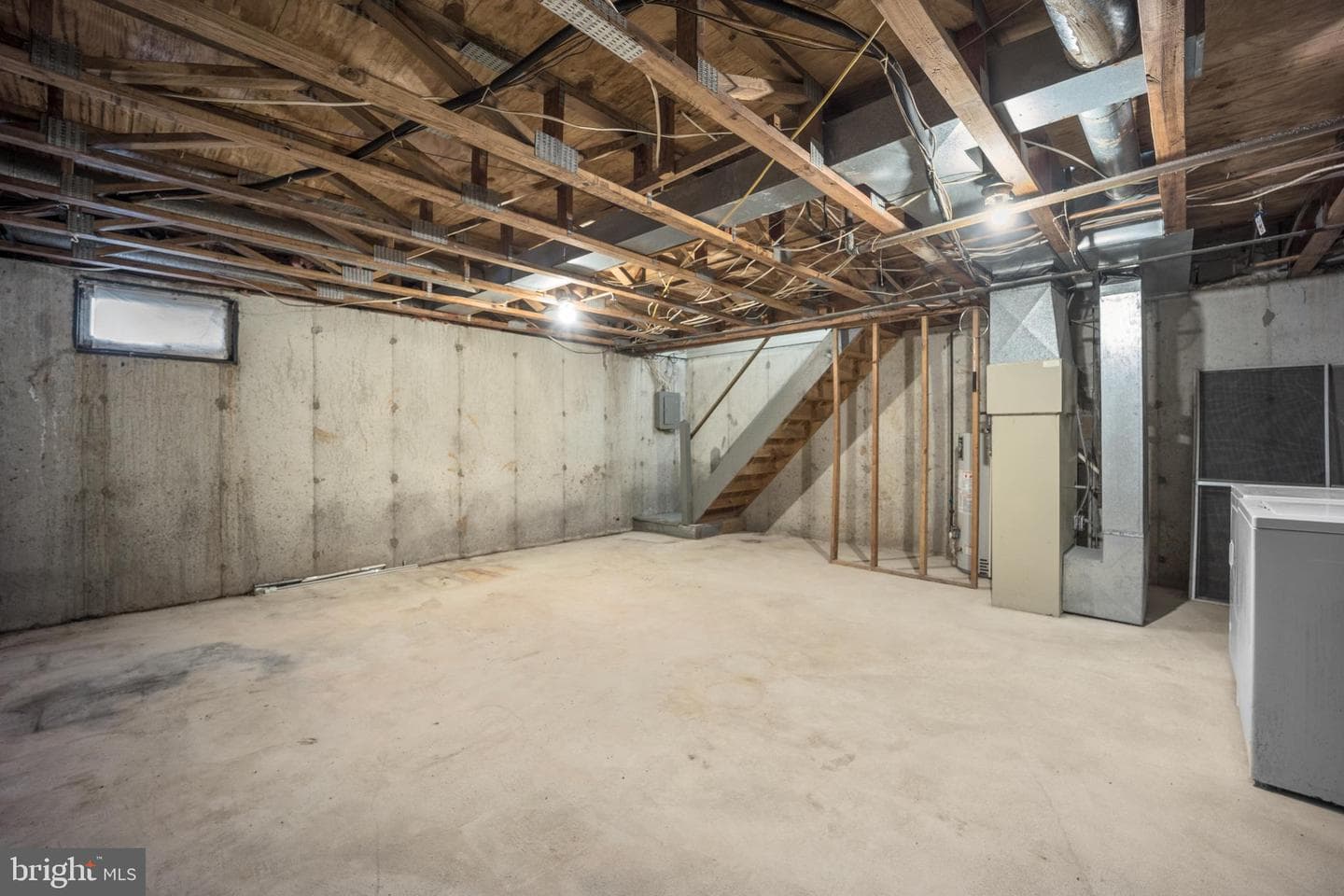 307 Wendover Drive photo 31