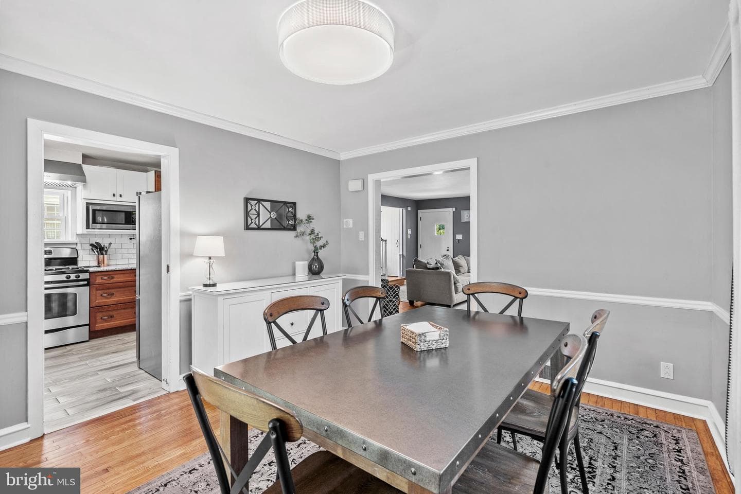 108 E Waverly Road photo 11