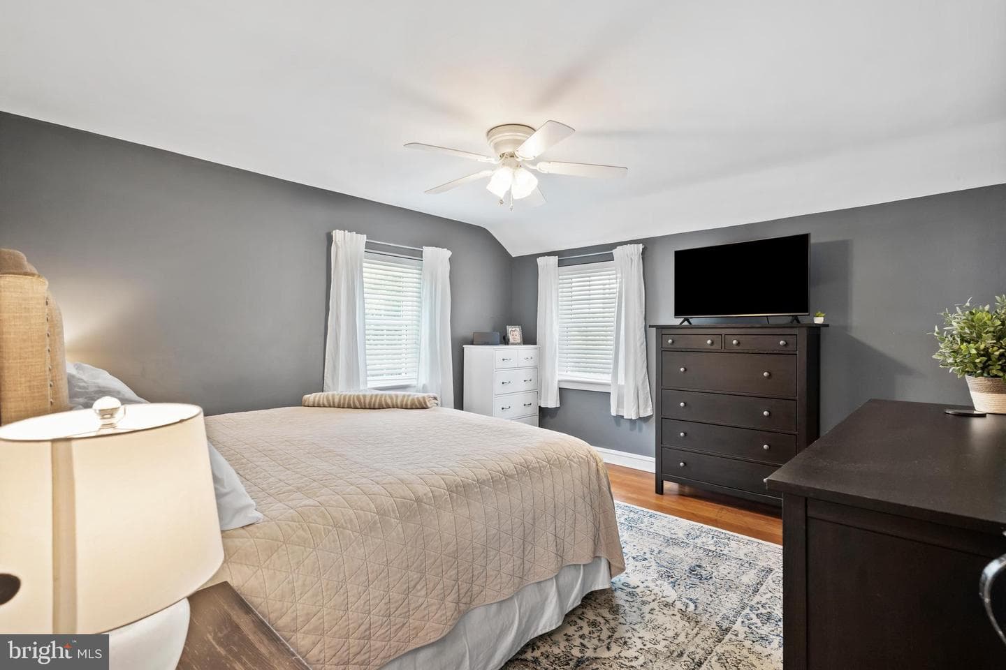 108 E Waverly Road photo 21