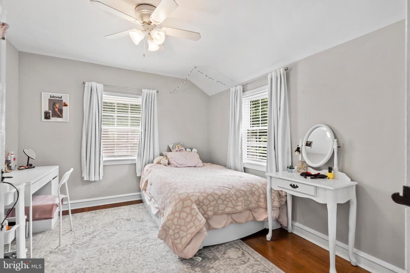 108 E Waverly Road photo 24