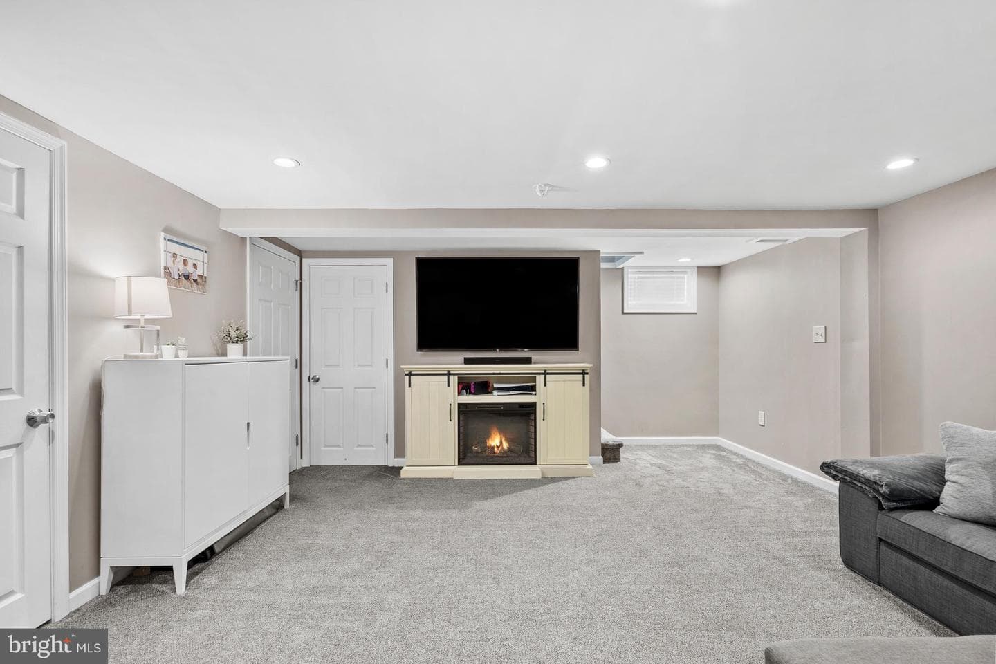 108 E Waverly Road photo 30