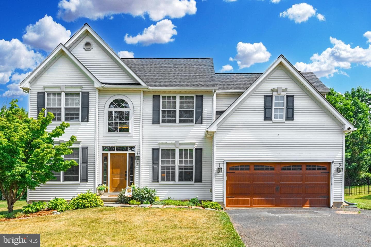 1032 Fallbrook Lane