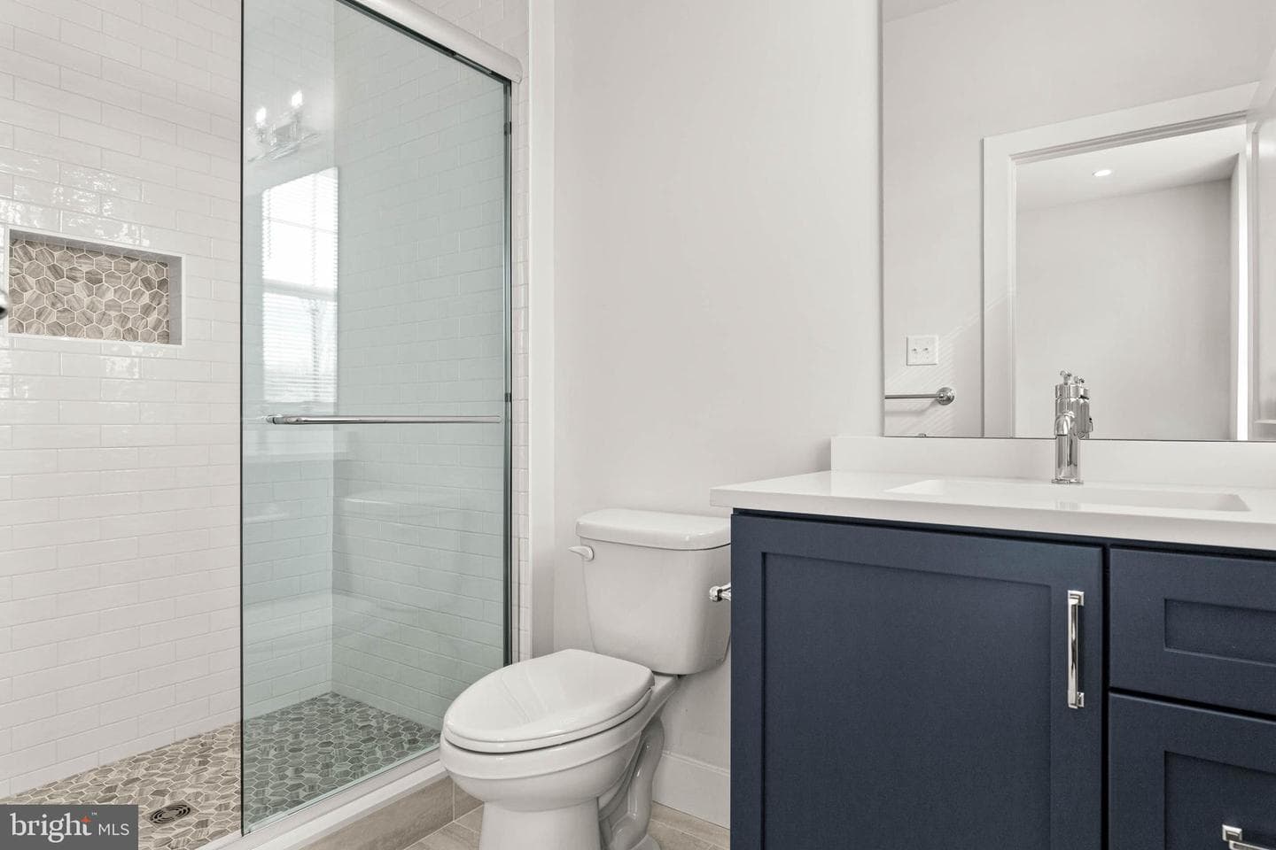 417 Isabelle Court #201 photo 18