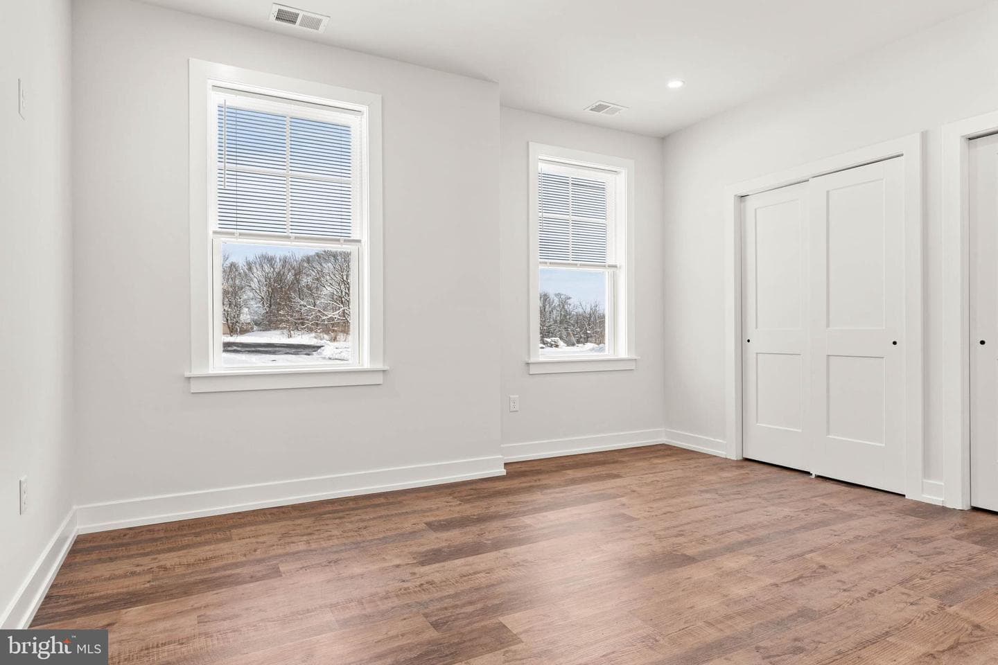 417 Isabelle Court #201 photo 29